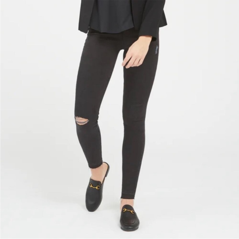 NWT SPANX Vintage Black Distressed Denim Legging